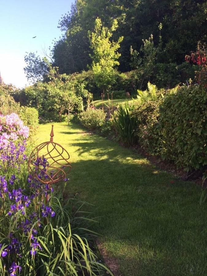Ashbury Bed & Breakfast Great Malvern Exterior photo